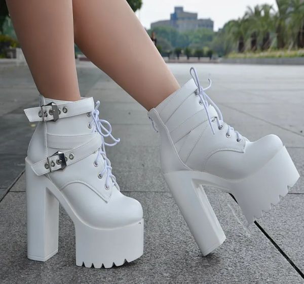 Botas de moda européia e americana Botas de tornozelo 2023 Spring Novo coreano grosso com botas curtas 14 cm Super High Heel Womens Boots