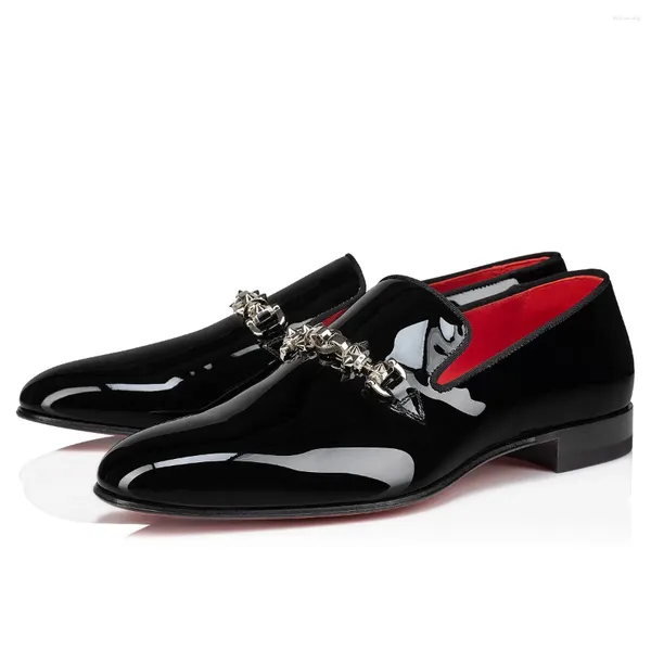 Sapatos de vestido de couro preto homens metal decorativo sapato fecho mocassins formal plano pequeno quadrado toe verão casamento escritório