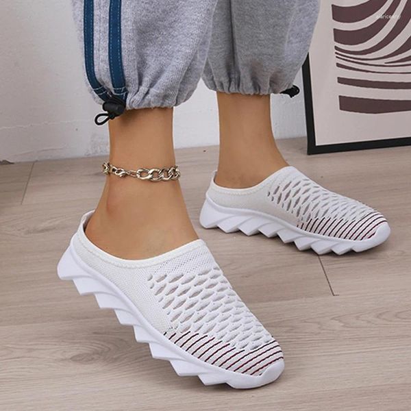 Sapatos casuais 2024 chinelos femininos primavera e outono tênis confortáveis antiderrapante elástico moda voar tecido respirável