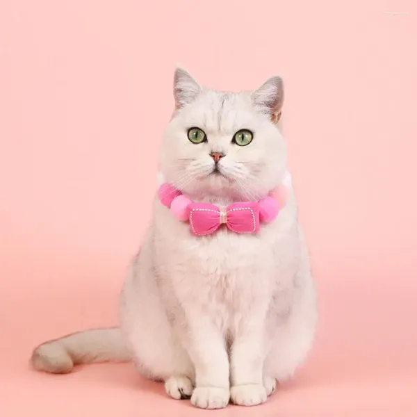 Collari per cani Cerchio per collo per animali domestici Collare elegante con palla di pelo con fiocchi Decorazioni natalizie Collana per gatti alla moda per oggetti di scena Po