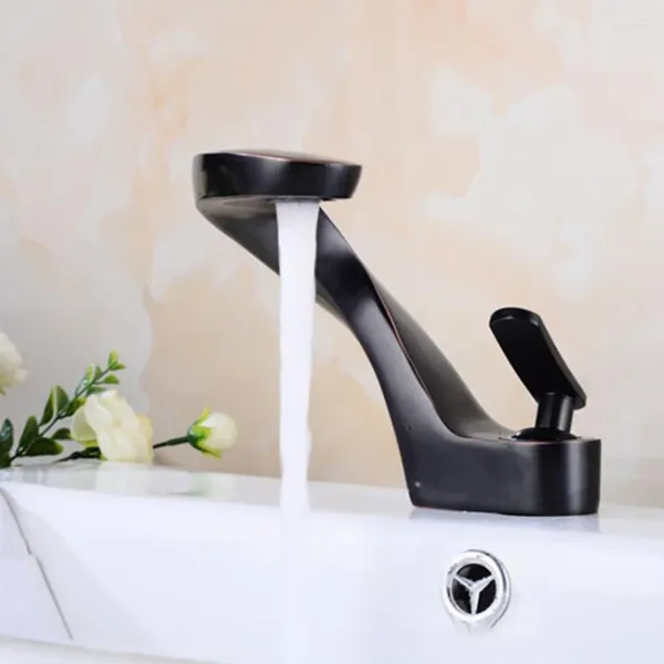 Rubinetti per lavandino del bagno Rubinetto alto nero Miscelatore per lavabo monocomando Lavabo monoforo con tubi flessibili Placcatura in ottone spazzolato