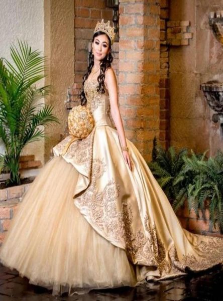 Vestido de 15 anos Abiti Quinceanera in oro Applique in pizzo Perline corsetto con lacci di lusso top dolce 16 ragazze vestito da occasione1979035