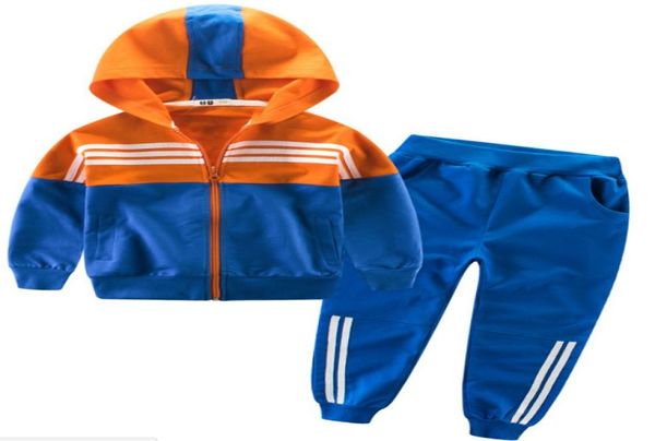 Designer crianças esporte com capuz conjuntos de roupas crianças meninos meninas bebê casual treino algodão zíper jaqueta calças terno infantil primavera a7071114