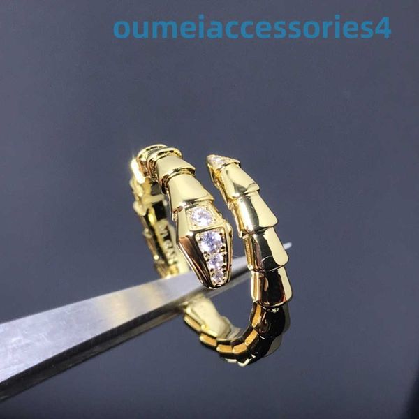 2024 designer de luxo marca jóias banda anéis estreito espírito cobra osso cauda anel diamante banhado estilo ouro simples e claro doce menina