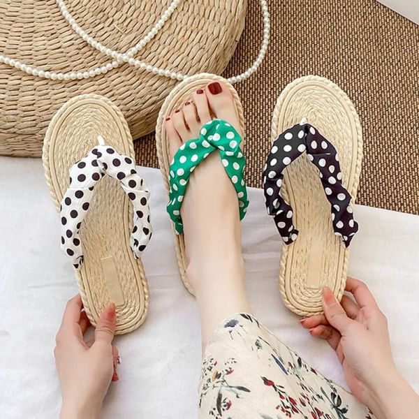 Flops polka dot scarpe estate donna infrasola sandalie piatte 2023 non slip periti ortopedici pantofole di roma per vacanza scivoli scarpe scarpe