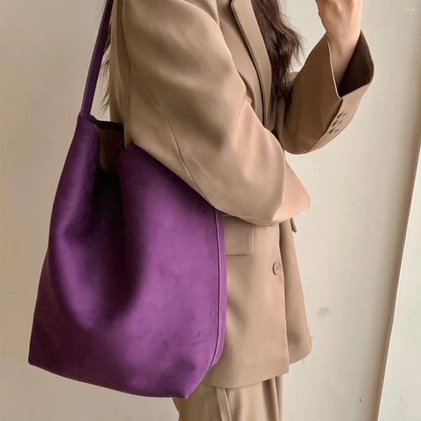 Borse da sera Inverno Autunno Grande secchiello viola per il tempo libero e stile pigro Borsa da donna in pelle scamosciata Borsa a tracolla singola per ascella femminile