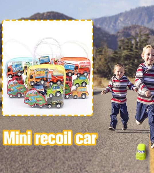 Conjuntos de presentes Children039s brinquedos 1 saco de 6 puxar para trás carro conjunto caminhão de bombeiros modelo carro brinquedo mini engenharia inercial veículo6811492