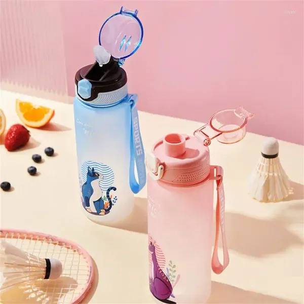 Bottiglie d'acqua Bicchiere di plastica A prova di perdite Una chiave per aprire Facile da trasportare Materiale preferito Prodotti per la casa Bottiglia sportiva 800 ml