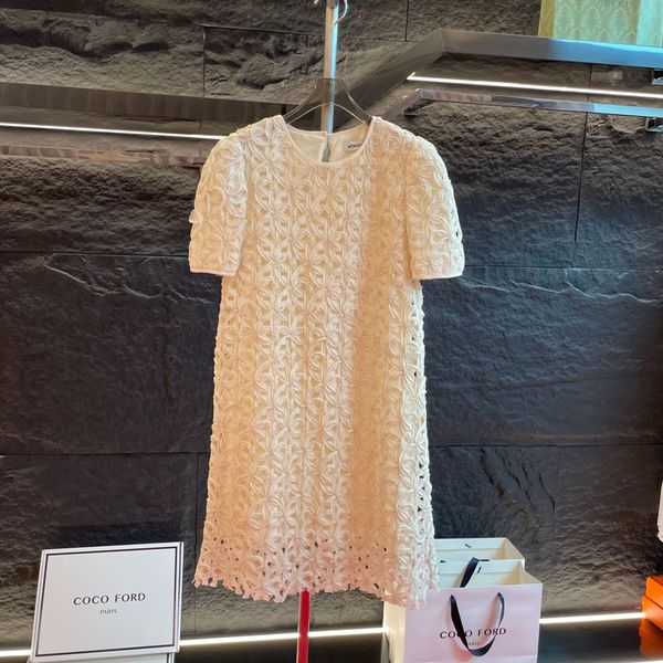 Vestido pulôver feminino de crochê 3D oco de manga curta com renda solta