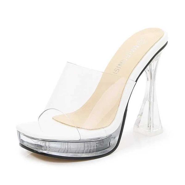 Sapatos de vestido Mulheres Novas Sandálias de Salto Grosso Europeu e Americano Nightclubs Modelo Transparente Plataforma Impermeável Chinelos de Salto Alto H240321H9FGSM0J