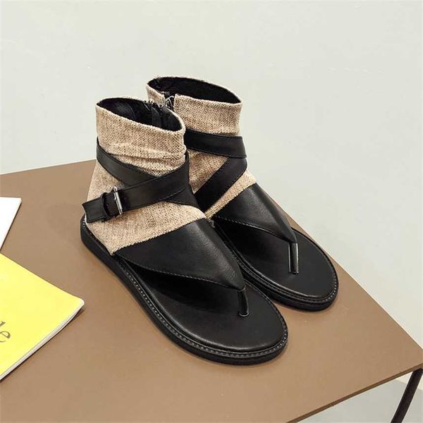 Top Summer Sandal Büyük Düz Alt Times Toe Yüksek Roman Kemer Toka Sandalları Kadınlar için Kişiselleştirilmiş Sandles Topuklular 240228