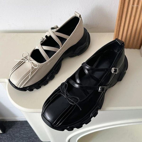 Scarpe casual Retro suola spessa balletto versatile 2024 moda testa rotonda fiocco cinturino incrociato sneakers autunno semplice