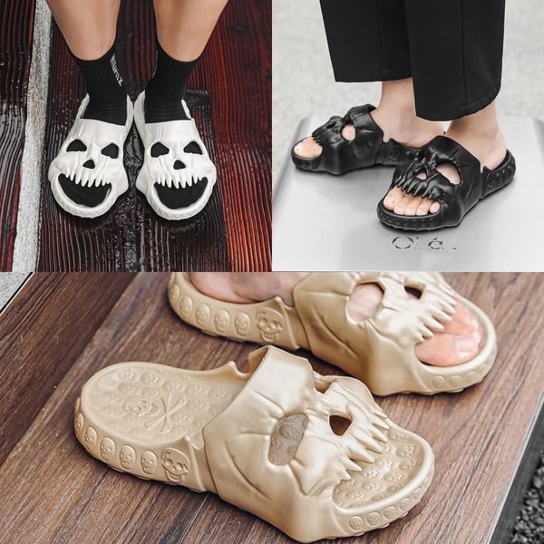 2024 beliebte positive EVA-Schuhe Schädelfüße dicke Sohle Sandalen schwarz Sommer Strand Herrenschuhe Zehenwickel atmungsaktive Hausschuhe GAI große Größe