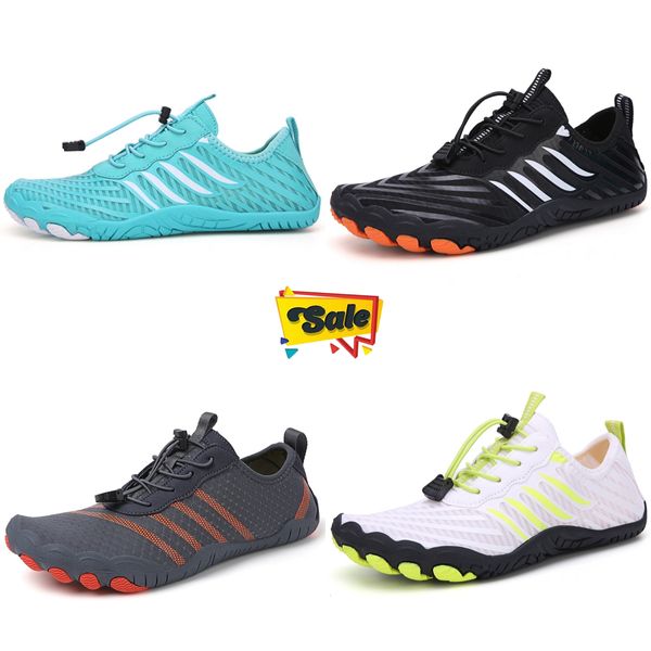 Sandali di vendita caldi resistenti alla moda Scarpe da acqua Uomo Donna Scarpe da spiaggia Aqua Quick Dry Bambini A piedi nudi Trekking a monte Scarpe da ginnastica per bambini Scarpe da nuoto GAI