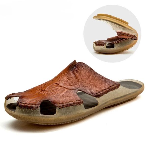 Sandálias de verão Men desliza respirável Sandálias masculinas genuínas masculinas Sapatos casuais confortáveis Man Roman Style Beach Sandals