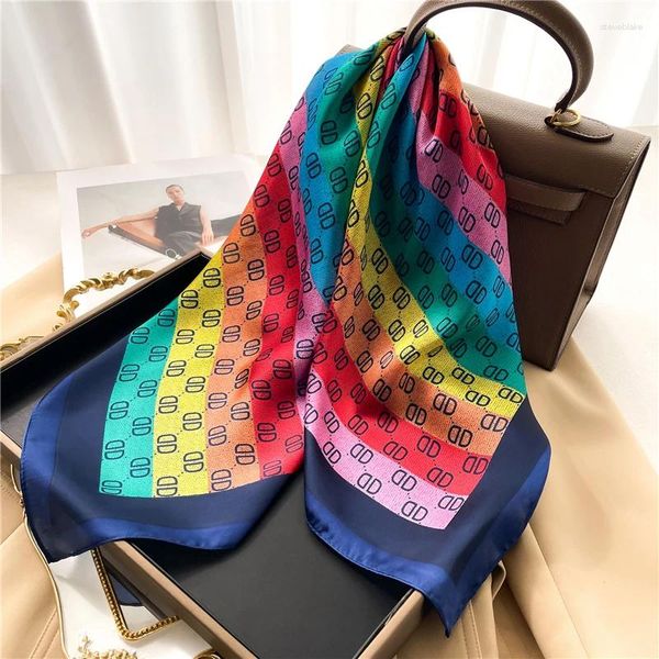 Sciarpe Stampa di moda Raso di seta Cravatta per le donne 70 cm Scialle Avvolge Fazzoletto Capelli femminili Polso della mano Foulard Bandana Hijab Echarpe