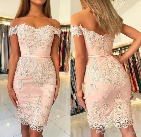 Nova chegada luz rosa vestidos de cocktail cintas de espaguete querida bainha rendas apliques acima do joelho sexy feminino curto baile de formatura g3804529