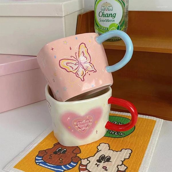 Canecas Coreano Ins Cerâmica Caneca Kawaii Rosa Coração Borboleta Leite Café Bonito Graffiti Tarde Chá Copo Moda Beber Óculos Presente