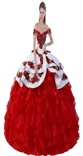 Vibrante fora do ombro bordado 3d rosa flores quinceanera vestido mexicano charro medalhões branco e vermelho marmelo xv vestido de baile wit8362147