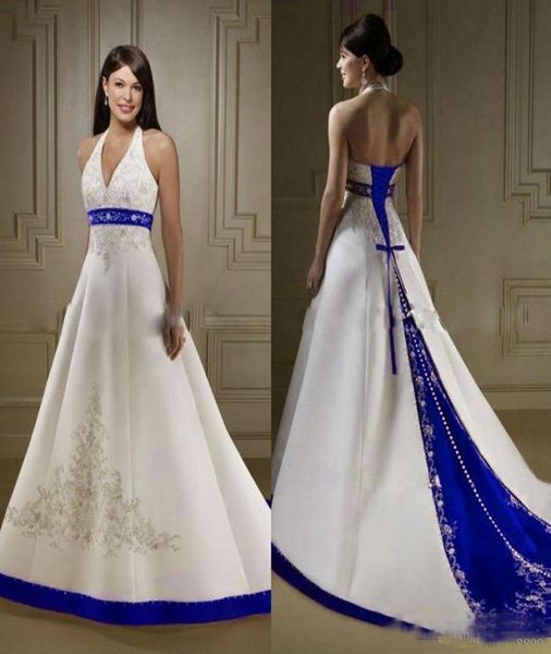 Винтажные белые и королевские синие атласные свадебные платья с лямкой на шее и вышивкой, корсет с часовней и шлейфом, свадебные платья на заказ9418378