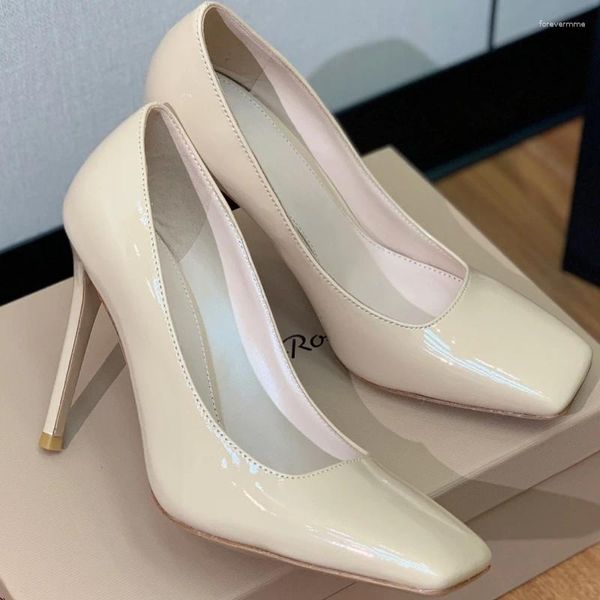 Sapatos de vestido preto patente couro mulheres único deslizamento-on senhoras bombas branco saltos stiletto tacones para mujer dedo do pé quadrado sapatos femininos