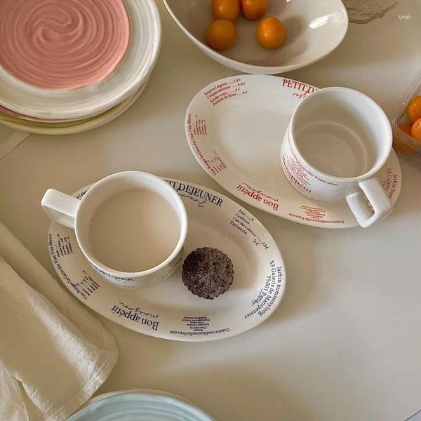 Tazze Piattini LadyCC Blogger Stoviglie in ceramica Lettera francese Tazza da caffè e piatto Po Bella casa