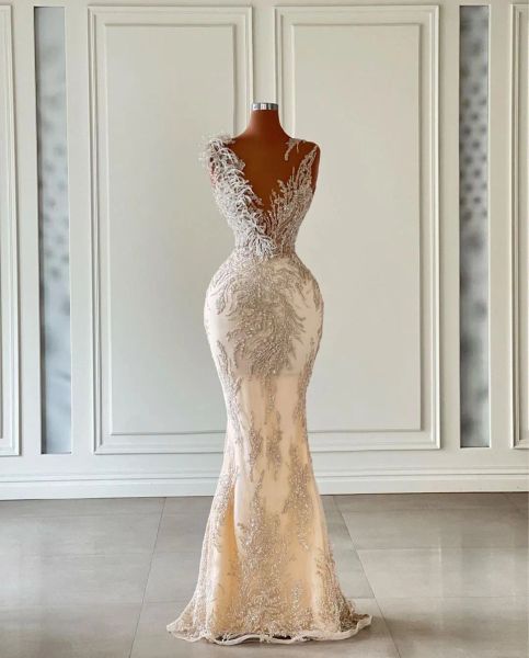 Abiti da ballo eleganti a sirena Senza maniche con scollo a V Cinghie Appliques Paillettes Letto D Pizzo Lunghezza pavimento Cerniera Elegante abito da sera Abiti da sposa Taglie forti Personalizzato