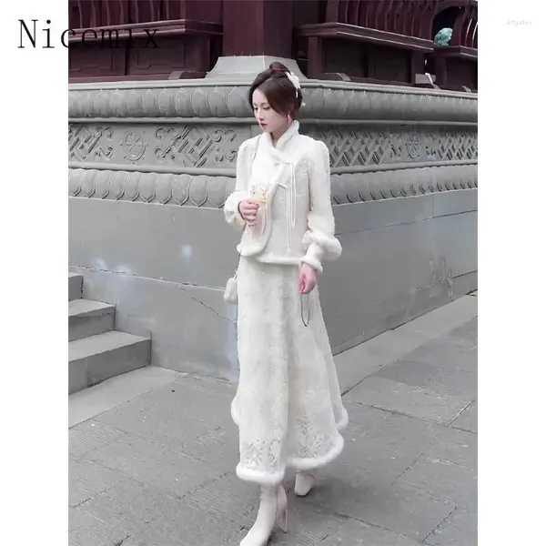 Vestidos de trabalho outono/inverno veludo e engrossado estilo chinês roupas femininas moda saias conjunto casaco meia saia longa duas peças