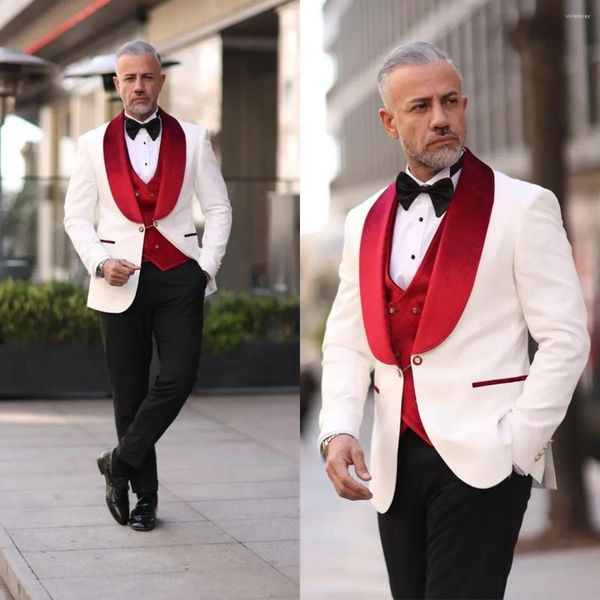 Abiti da uomo Rosso Bianco Uomo Smoking da sposa Scialle di velluto Risvolto Abiti da uomo Abiti da cerimonia formale Giacca Pantaloni 3 pezzi