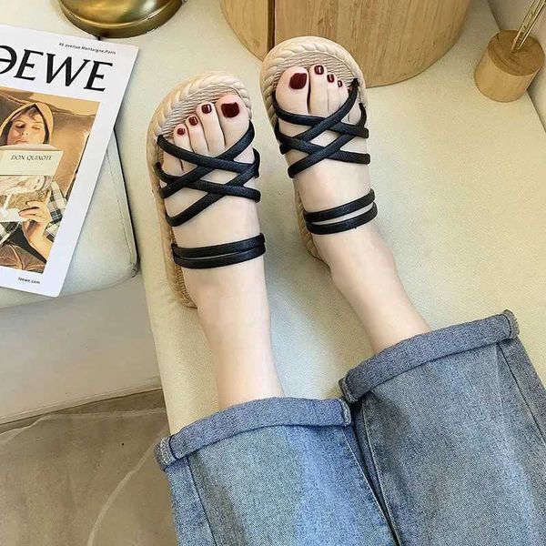 Hausschuhe 2023 Sommer Neue Korean Edition Frauen Römisch Fairy Style Flat Bottom Student Line Sandalen H2403252