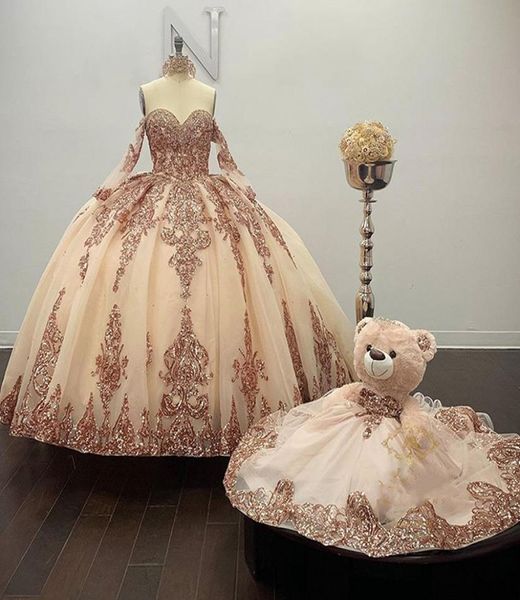 Roségoldenes glitzerndes Ballkleid für Quinceanera-Kleider, abnehmbare Ärmel, herzförmige Pailletten, Applikationen, süßes 16-Kleid, Partykleidung. 5052779