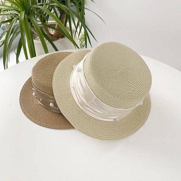 Шляпы с широкими полями, элегантная французская соломенная шляпа Хепберн с плоским верхом для женщин, модное украшение с жемчугом, солнцезащитный отпуск, путешествия, пляж