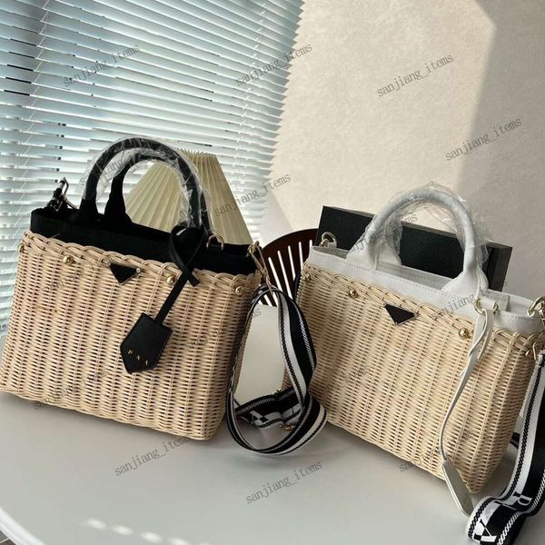 Modedesigner Dreieck Weidenkorb Tasche 2Way Rattan Tote Damen Gewebte Schulter Umhängetaschen 2024 Luxus Sommer Strand Picknick Große Geldbörse Große Kapazität