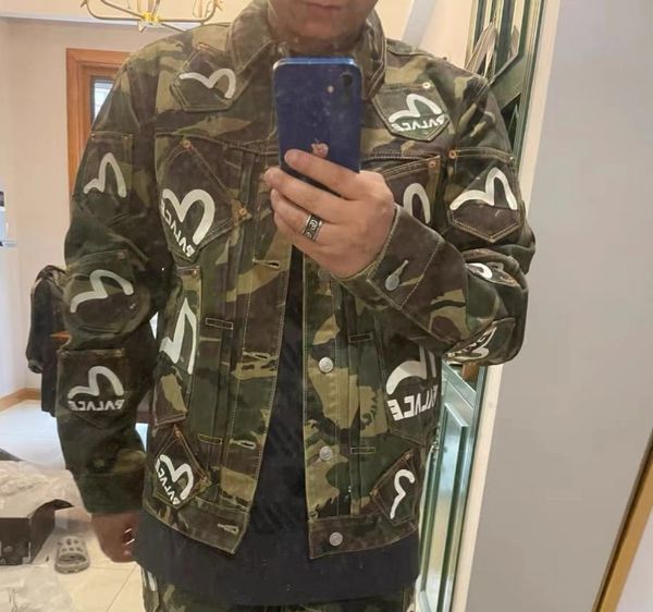 2024 neue Mode für Herren, Revers, Herbst/Winter, neuer Denim, Seagull, Raglan, Camouflage-Logo, mit mehreren Taschen, bedruckte Jeansjacke, Mäntel, Hemd, gewaschener Denim-Mantel