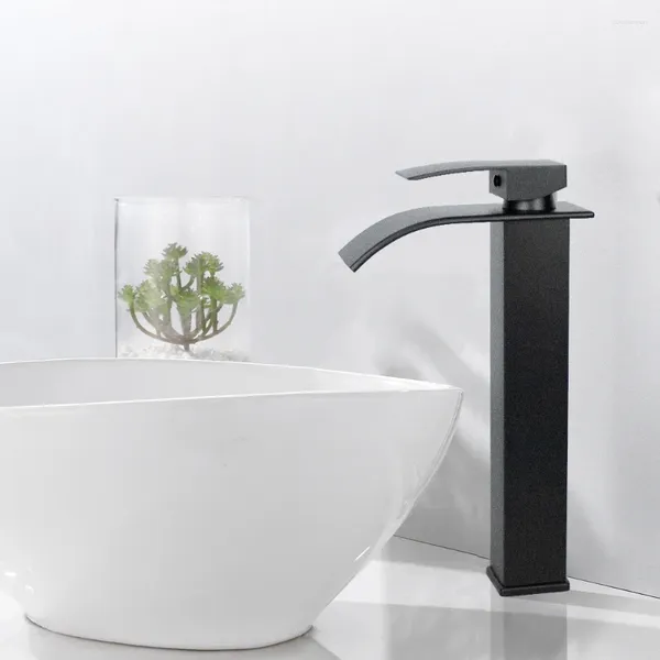 Rubinetti per lavandino del bagno Rubinetto per lavabo corto o alto nero Montaggio su piattaforma Foro singolo e materiale freddo in acciaio inossidabile Moderno