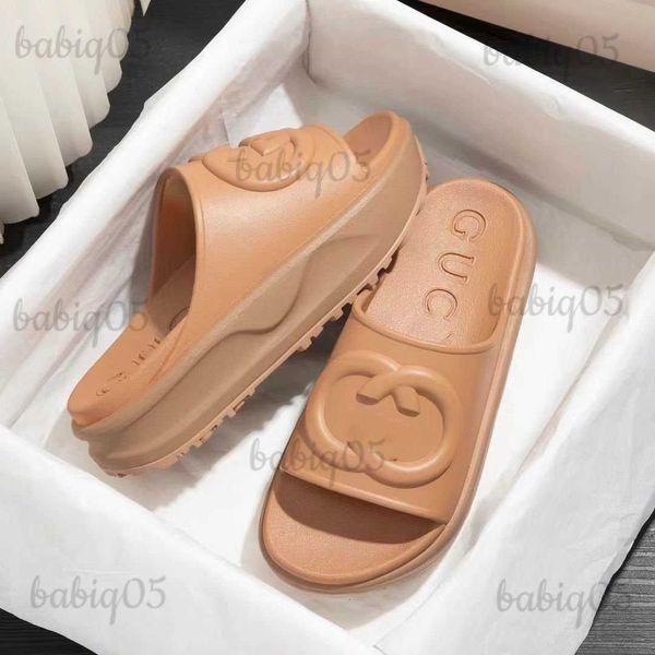 Hausschuhe neue Flachboden mit erhöhten Sandalen dicker Bodendschwamm Kuchen G Hausschuhe einseitige Hausschuhe für Frauen Sandalen für Außenkleidung Strand T240409