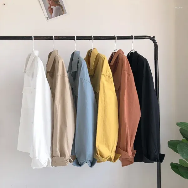 Camicie casual da uomo 2024 Primavera Autunno Uomo di alta qualità Drappo di colore solido Camicia a maniche lunghe allentata per gli uomini Moda Streetwear