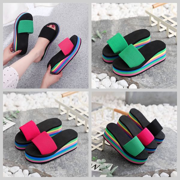 Pantofole da donna infradito unilaterali stile spina di pesce, sandali estivi con suola spessa arcobaleno, tacchi alti, internet capispalla colorato rosso abbigliamento da spiaggia casual GAI infradito