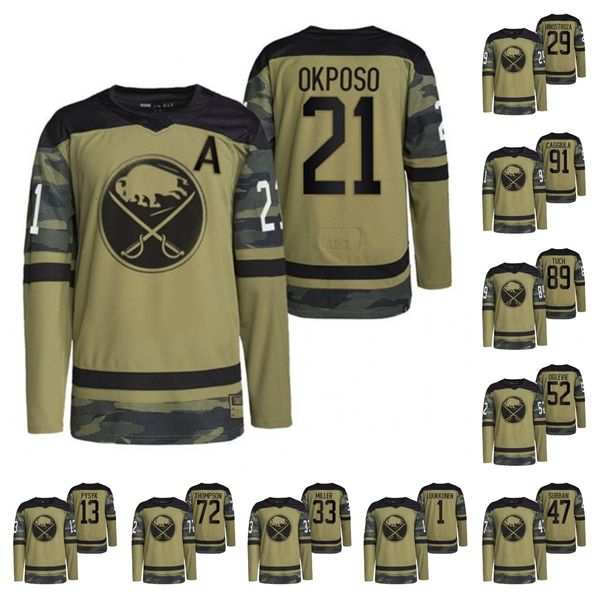 Buffalo''Sabres''Men Mulheres Juventude Jeff Skinner Alex Tuch Rasmus Dahlin Tage Thompson Kyle Okposo Camo Apreciação Militar Noite Costurada Camisa de Hóquei