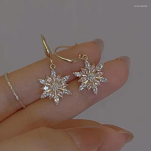 Brincos pendurados luxo strass floco de neve gota para mulheres elegante longo borla pérola flor brinco ano aniversário jóias presentes