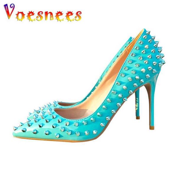 Scarpe eleganti Primavera Nuovo Rivetto argento Scarpe con tacco alto 10CM Décolleté a punta blu 2023 Moda Tacco sottile Donna Tendenza unica Stile punk H240325