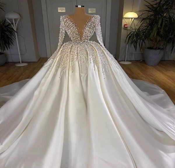 2020 Türkische Perlen Kristall Weiß Satin Brautkleider Dubai Arabisch Langarm Brautkleider Brautkleid Naher Osten8642929