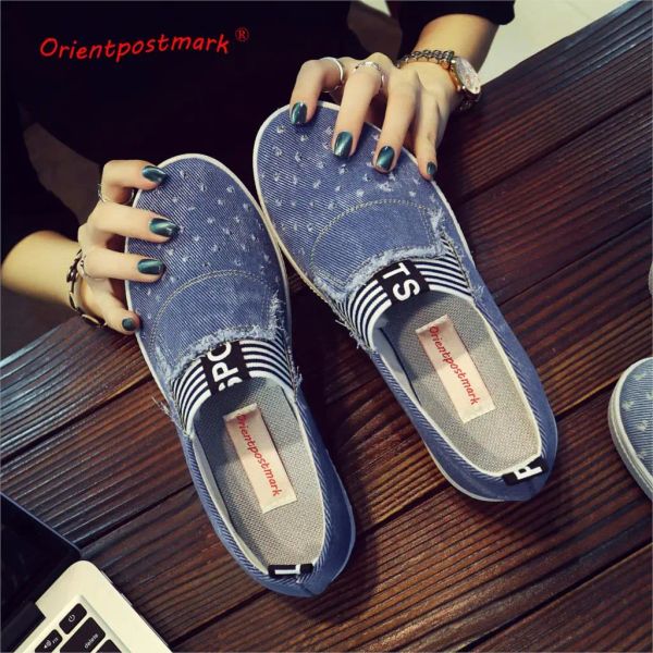 Flats Women Denim Shoes Shots Fashion Casual Jeans Scarpe Girl Classic Soft Flats Sole Students Shot Shoes Shoes Lady New Arrivo