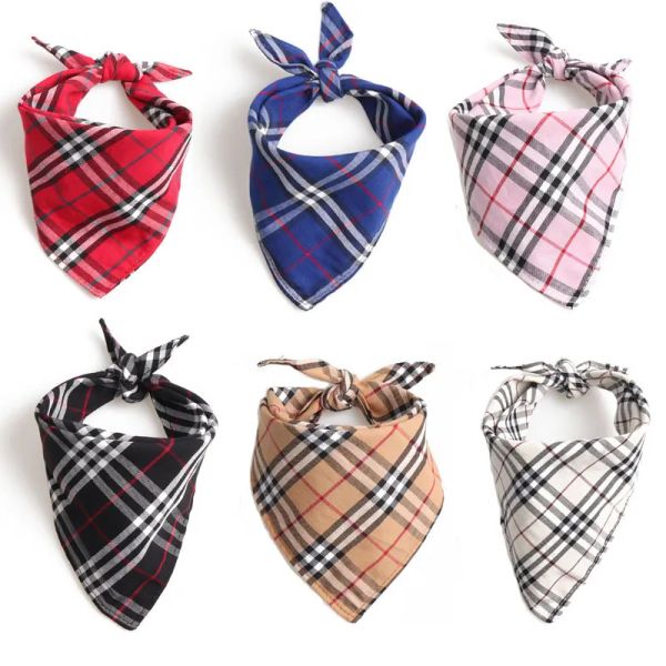 fasce per cani doppio strato Scozia stile britannico nuova sciarpa triangolare per animali domestici nastro legante asciugamano per l'acqua della bocca LL