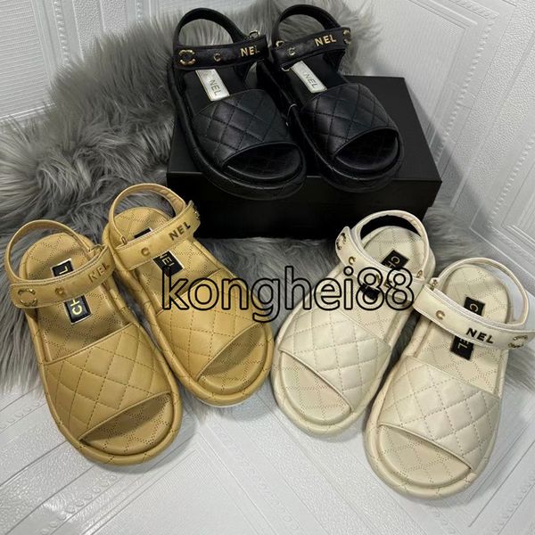 Sandalet Paris Ünlü Iuxury Designer Sandalet Terlik Yaz Klasik Moda Kızlar Sandalet Kadın Terlik Sıradan Slayt Flip-Flip-Flips35-40