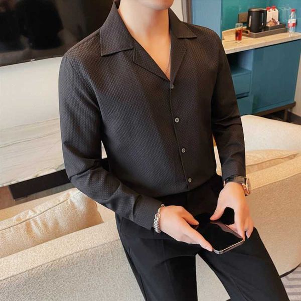 Базовые повседневные платья Мужская длинная рубашка с v-образным вырезом Модное тонкое деловое повседневное платье 2024 Весенняя клетчатая рубашка 3XL-M Черная классическая рубашка C24315