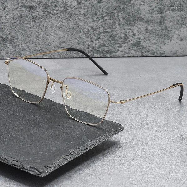Montature per occhiali da sole Montature per occhiali trapezoidali in titanio Montatura per occhiali da vista 5530 Danimarca Occhiali da lettura fatti a mano firmati per le donne
