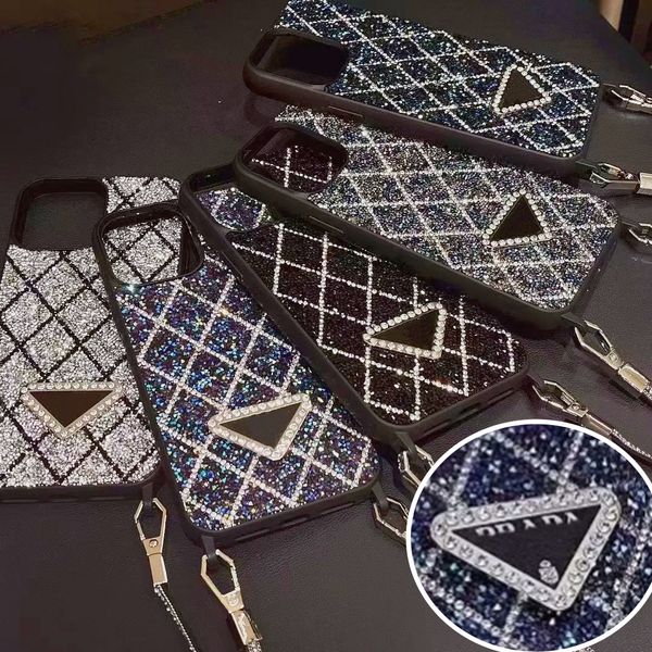 Casa de telefone de luxo de luxo Designer para iPhone para iPhone 15 Pro Max Case Apple iPhone 14 Pro 13 12 11 Caso Bling Sparkling Diamond Triangle Women Handbag Case de bolas de bolsa