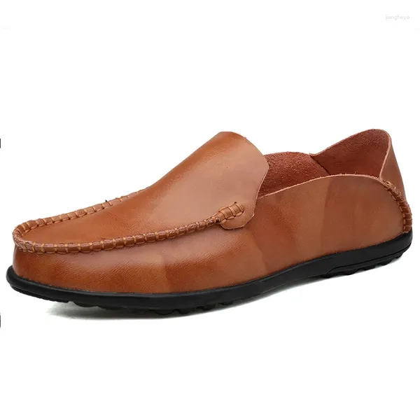 Sapatos casuais masculinos de couro genuíno mocassins originais designer solas macias confortáveis para dirigir mocassins planos