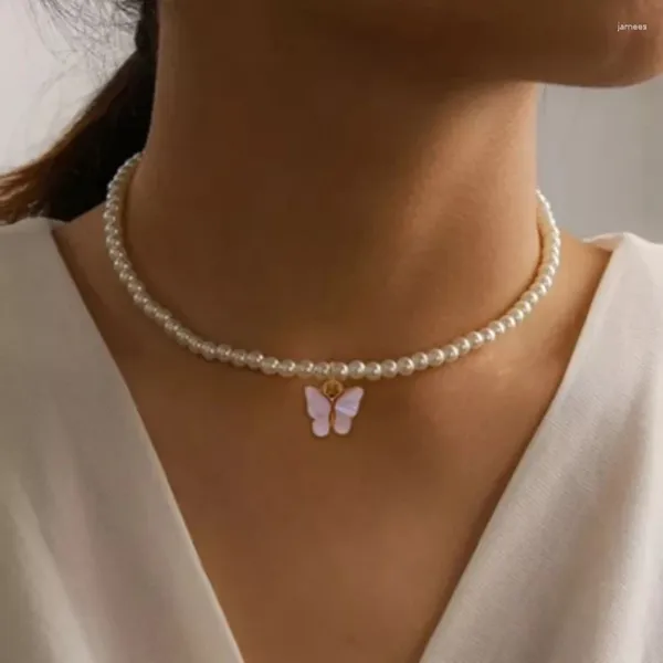 Catene Collana semplice con pendente a farfalla opale Elegante girocollo con catena di perle imitazione Clavicola alla moda per regali da donna